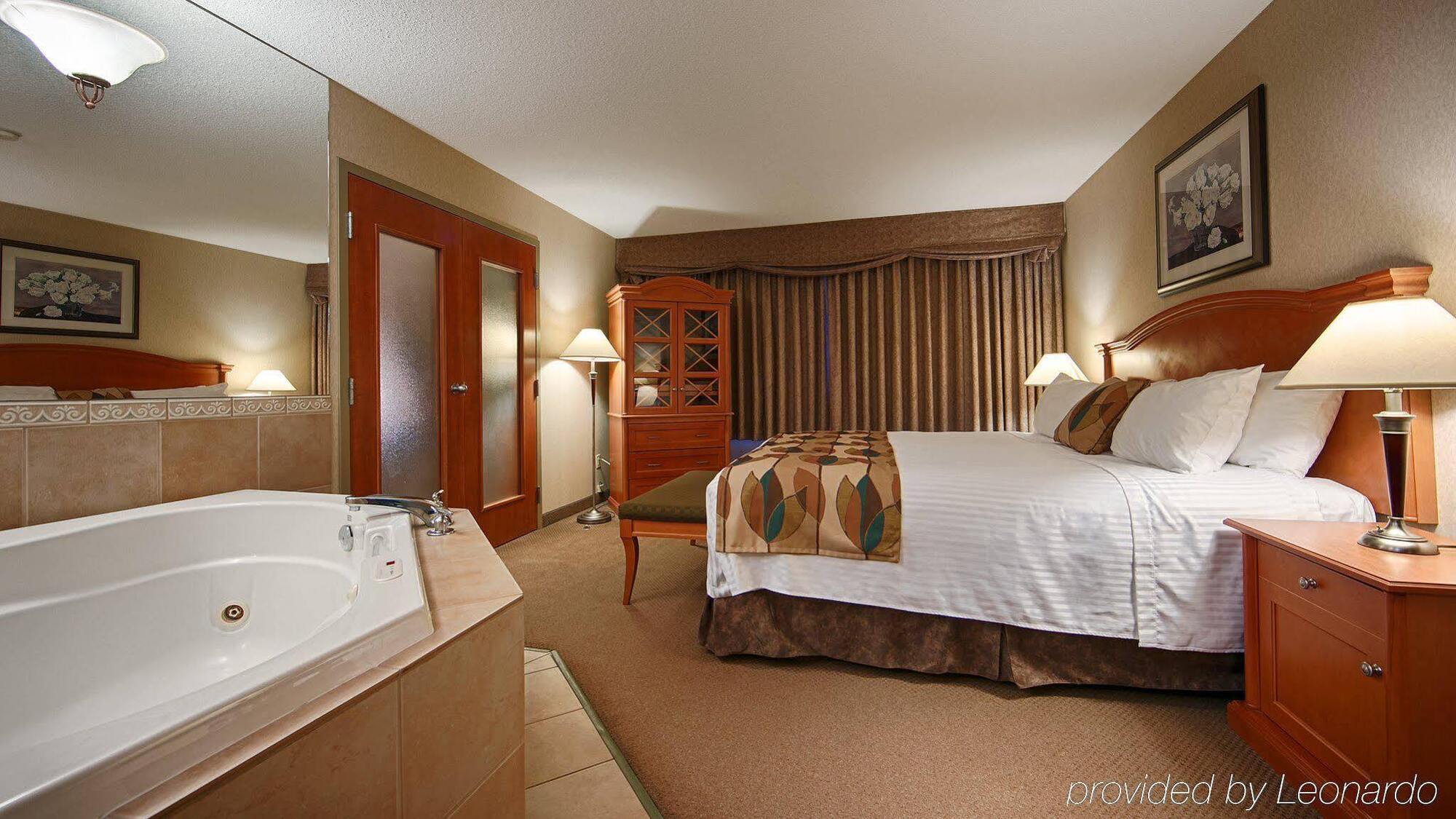 Best Western Plus Calgary Centre Inn Dış mekan fotoğraf