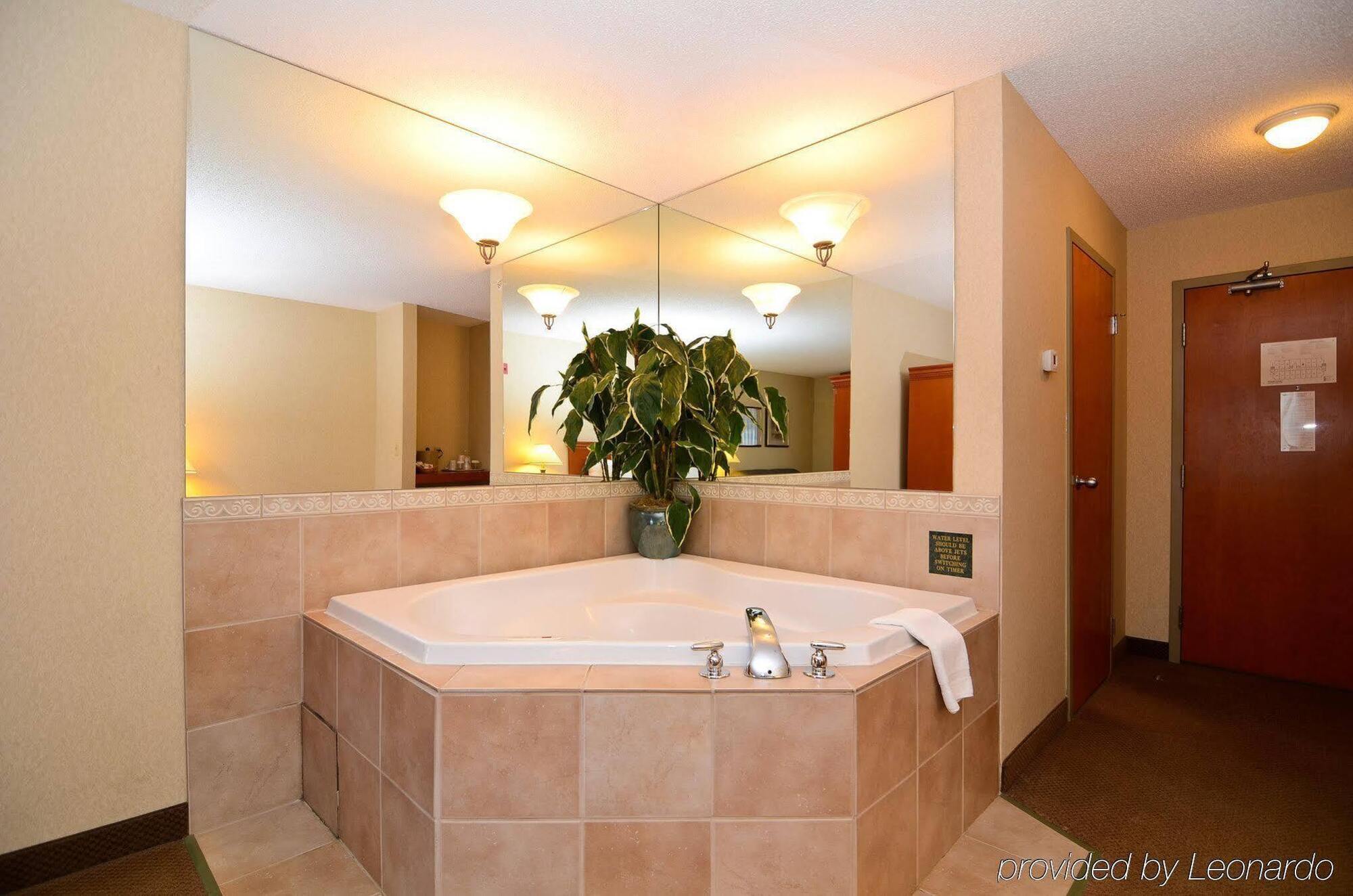 Best Western Plus Calgary Centre Inn Dış mekan fotoğraf